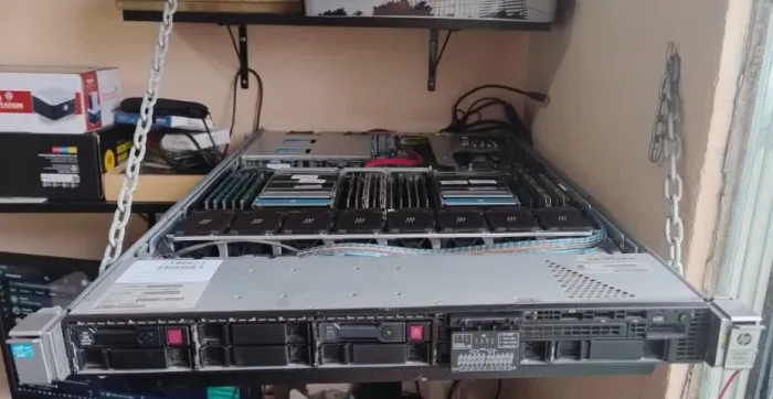 Servidor HP Proliant DL360 G8 Dual Xeon 128GB RAM.