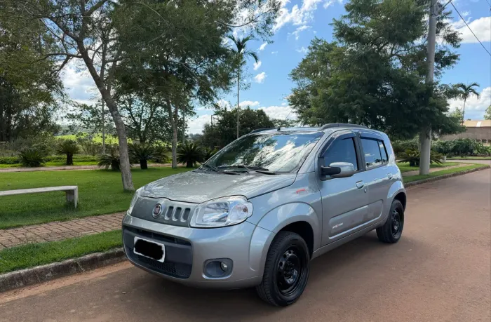 Fiat Uno Economy Celeb. 1.4 EVO F. Flex 8V 4P 2012
