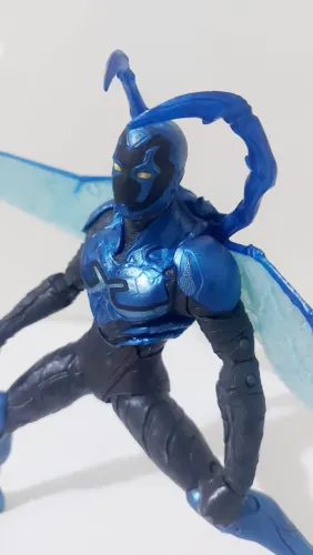 Action Figure Dc Blue Beetle - Besouro Azul Modo De Batalha Mcfarlane Toys 18cm