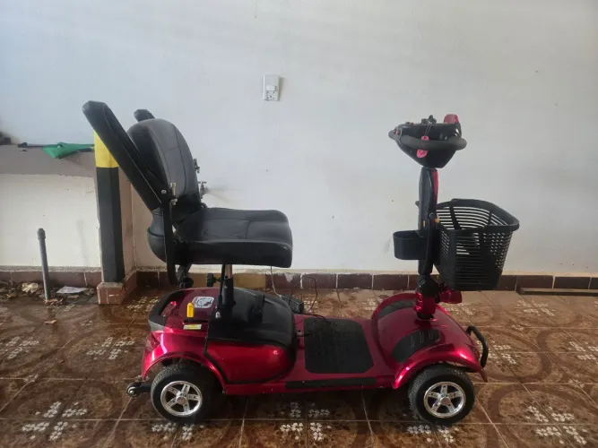 Scooter Elétrica PCD