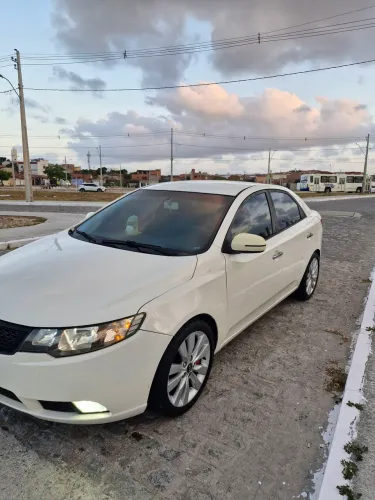 Kia Motors Cerato 1.6 16V Aut. 2013