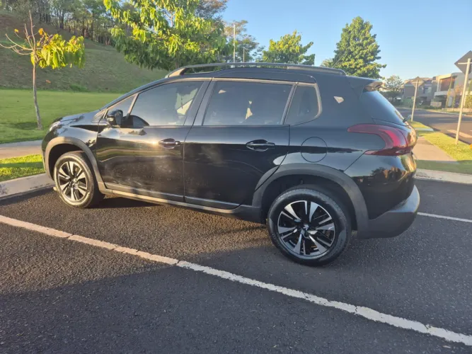 Peugeot 2008 Roadtrip 1.6 Flex 16V 5P Aut. 2024