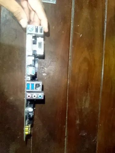 Placa Mãe AMD A520M C/ DEFEITO 