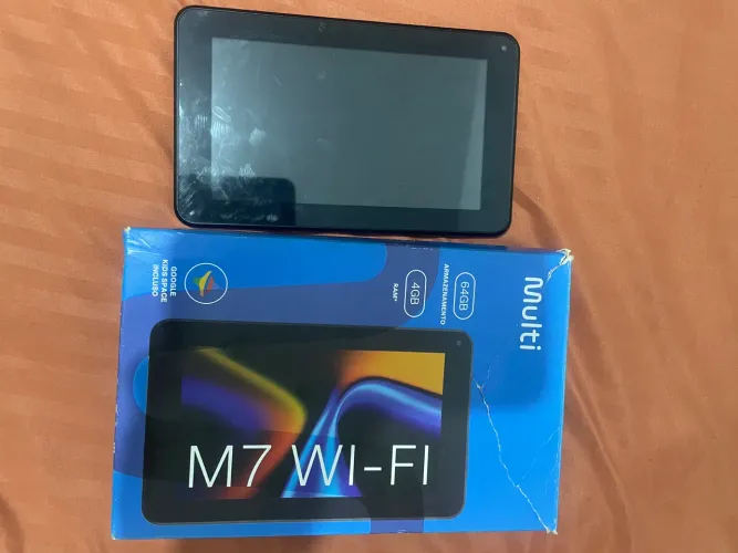 Vendo tablet novo com poucos meses de uso.