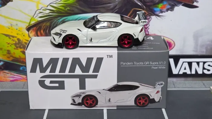 Mini Gt Toyota Gr Supra Pandem V1.0 Branco Pérola #424