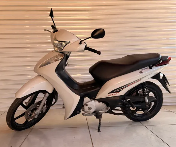 Honda Biz 125 EX - 2015 - Branca
