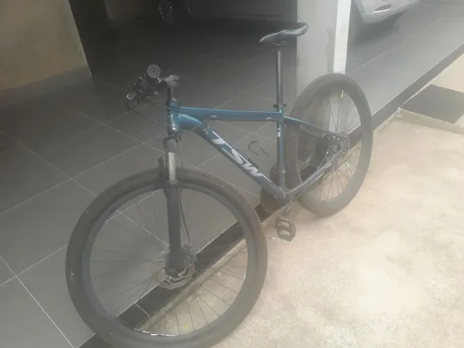 Bike TSW aro 29 - freios hidraulicos (shimano)