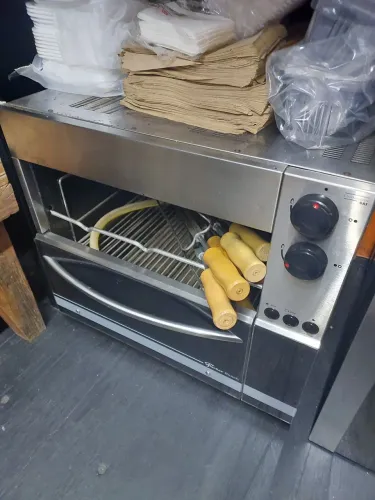 Churrasqueira Fischer grill giratória a gás 