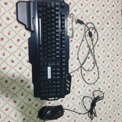 Kit mouse e teclado gamer