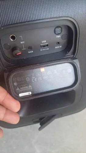 Caixa de som JBL