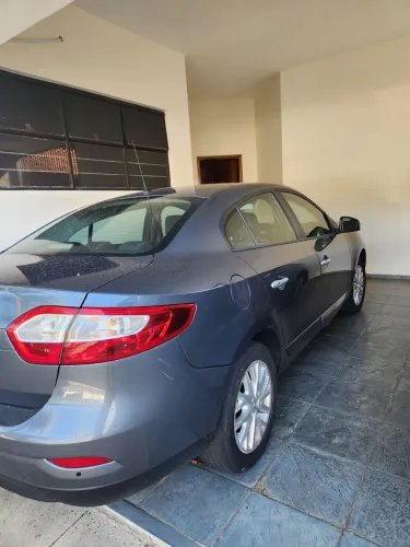 Renault Fluence Sed. Dynamique 2.0 16V Flex Aut. 2016
