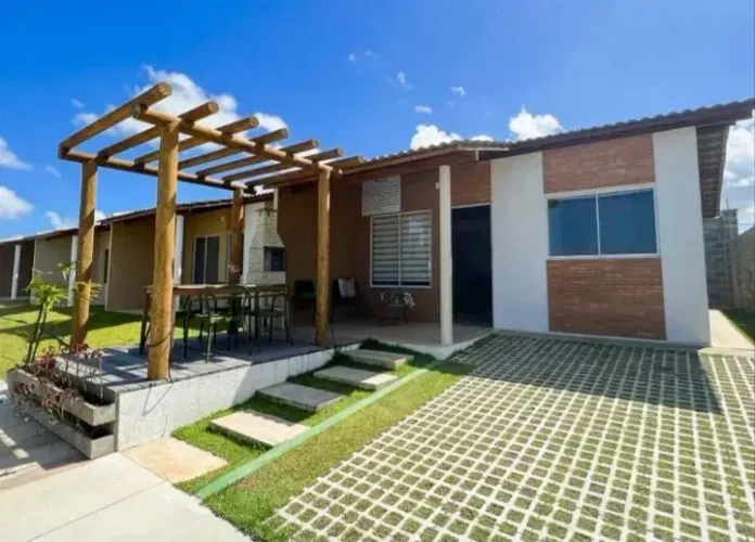 Casa em Condomínio Fechado na Parte Alta de Maceió