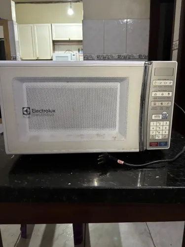 Micro-ondas usado