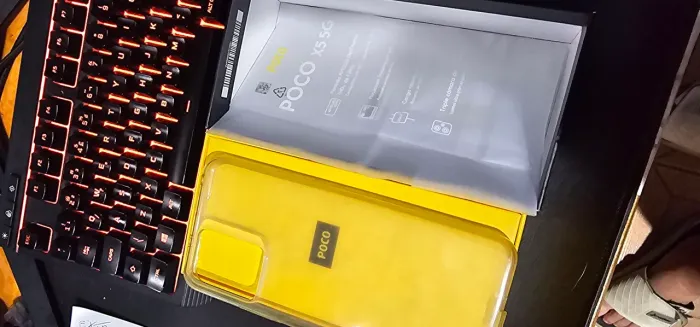 Caixa celular POCO X5 5G