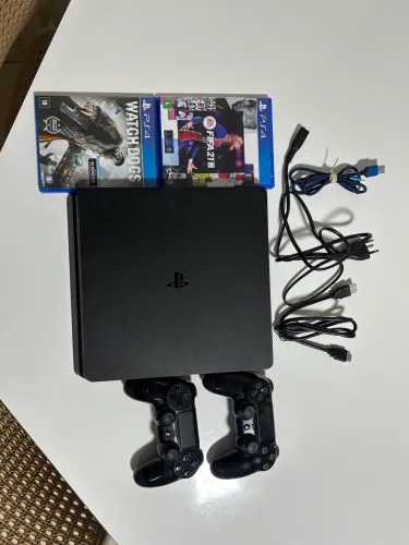 Playstation 4 Slim 500 Gb