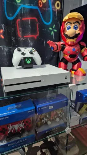 Xbox One S, 1tb, Garantia, Aceito usado de entrada, Aceitamos Cartão ate 18x