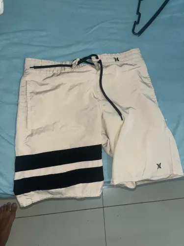 Bermuda Hurley phantom Boardshort estilo surf e praia