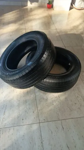 Vendo 2 pneus usados 