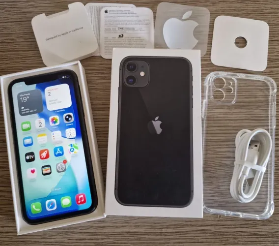 iPhone 11
