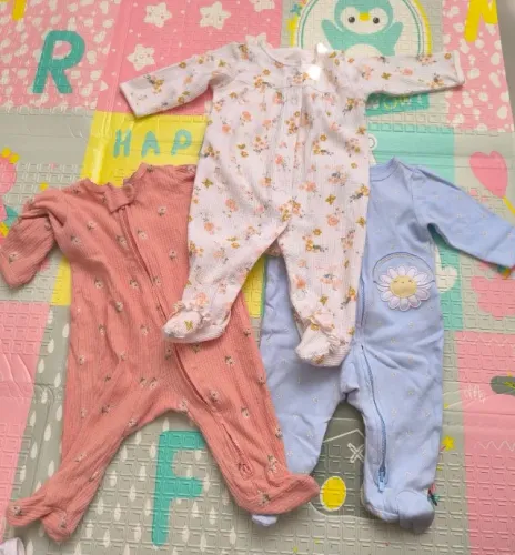 Kit 3 macacões Carter's 1 a 3 meses