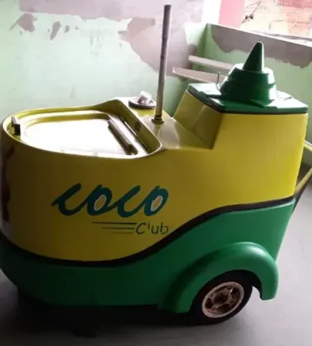 Carrinho de Água de Coco em Excelente Estado - R$ 4.000