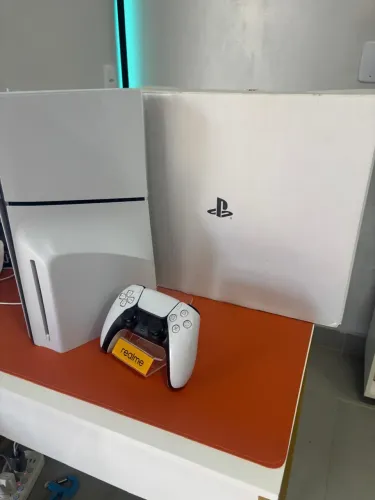 PlayStation 5 slim com leitor