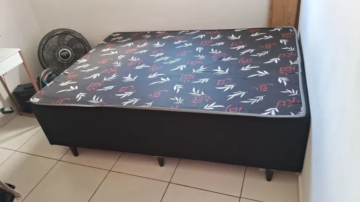 CAMA BOX COLCHÃO EMBUTIDO