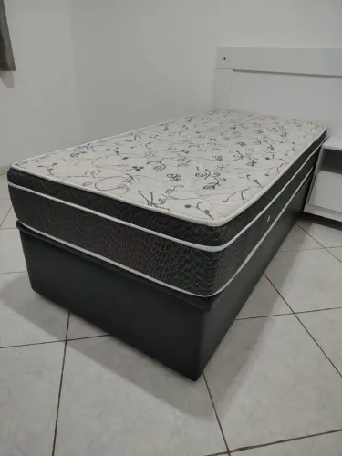 Cama solteiro Box com colchão Ortobom