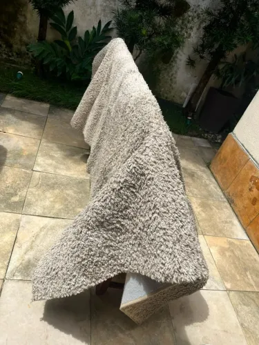 Tapete SÃO CARLOS, 2,0m X 2,50m cor bege. 65% polipropileno, 35% poliester.