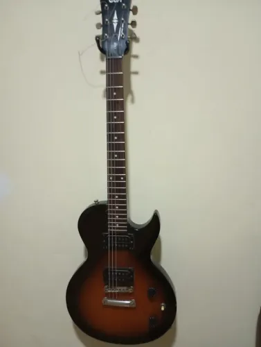 Guitarra cort les paul