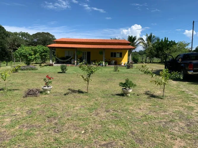 Vende-se terra em Catolândia Bahia