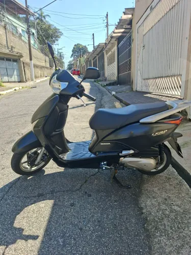HONDA LEAD 2012 PRETA