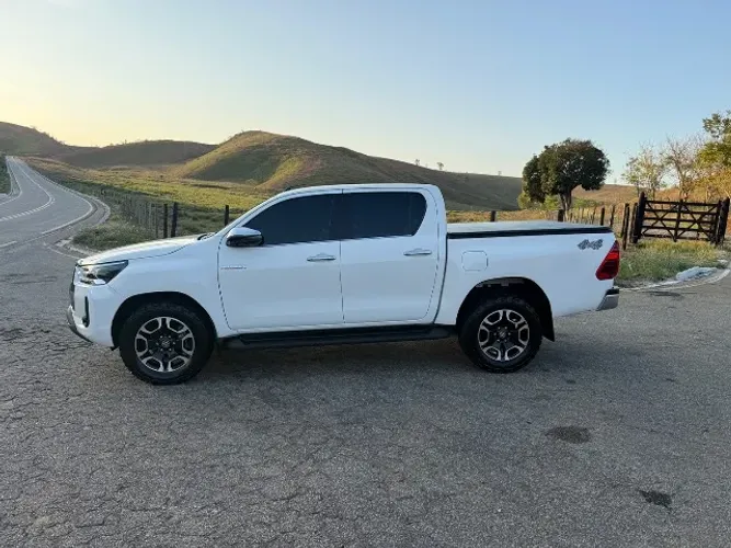 Toyota Hilux CD SRX 4X4 2.8 TDI 16V Diesel Aut. 2022