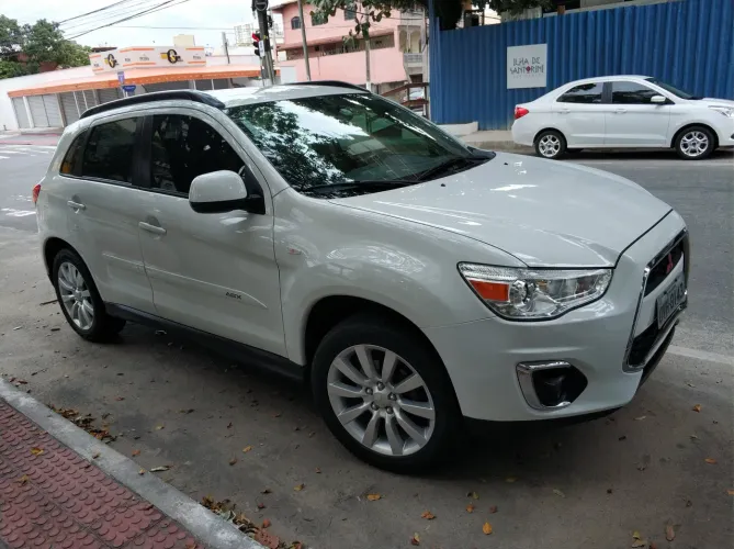 Mitsubishi ASX 2.0 16V 160cv Aut. 2014