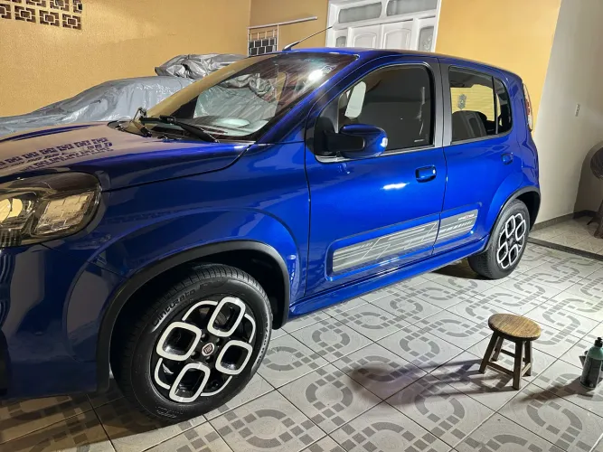 Fiat Uno Sporting Dualogic 1.4 EVO Flex 8V 4P 2016