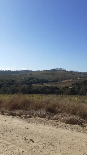 PROPRIEDADE RURAL | 44,54 ALQUEIRES COM TERRAS RARAS, ÁGUA E ÓTIMA LOCALIZAÇÃO