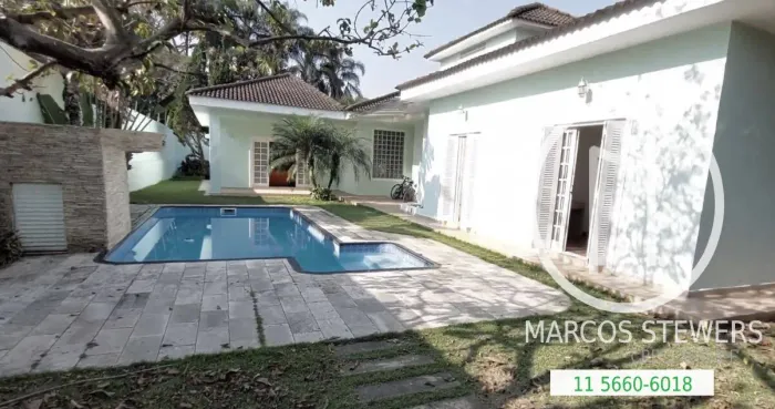 Casa térrea com Piscina no Bolsão de Interlagos, Avenida Atlântica