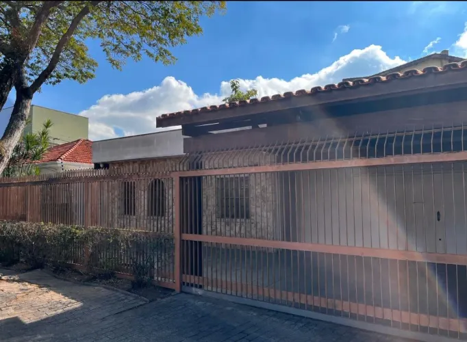 Casa à venda, 3 quartos, 227 m², Vila Romana