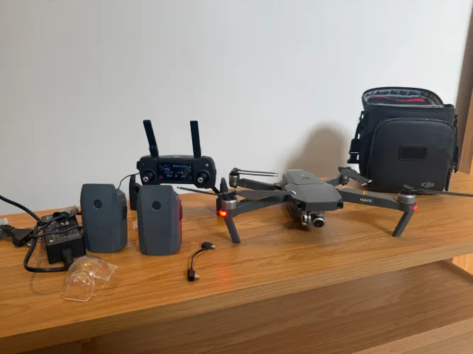 Drone DJI Mavic Pro com 3 Baterias - Gimbal com Imagem mas nao estabiliza. 