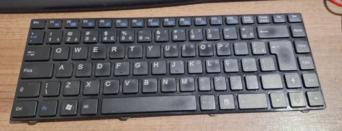 Teclado para notebook MP-10F88PA-430 Usado funcionando