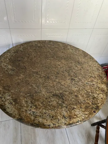 Mesa 4 lugares em mármore
