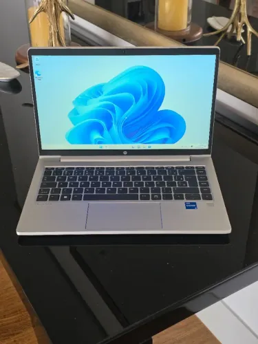 HP ProBook 440 G9 i5 12geração 8GB 238GB - Aceito Troca
