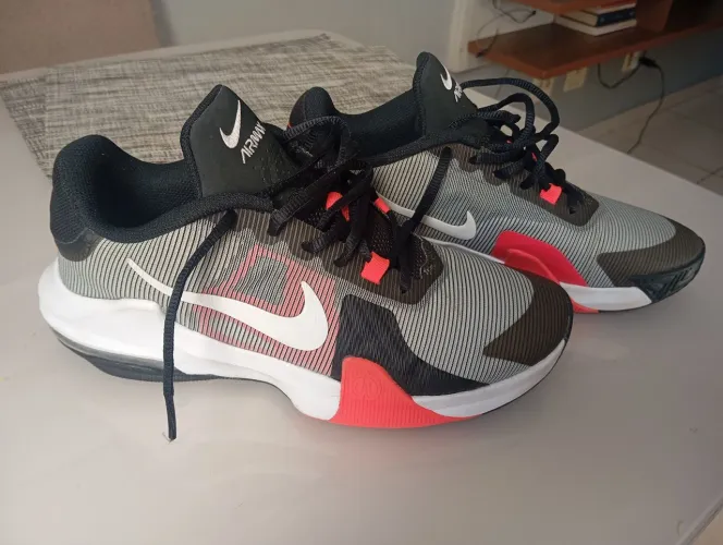 Nike Air Max Impact 3