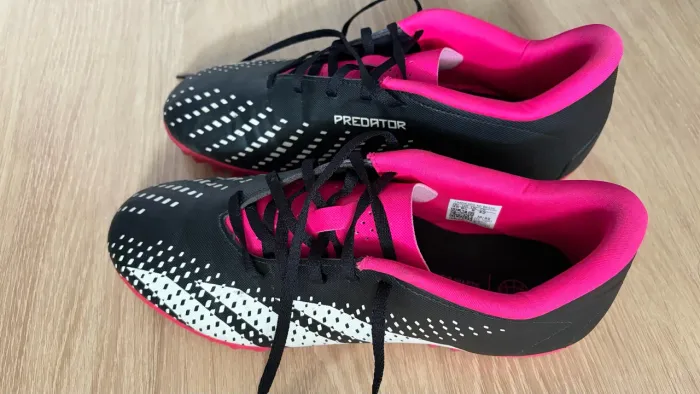 Chuteira Adidas Predator Society / unissex 39-40