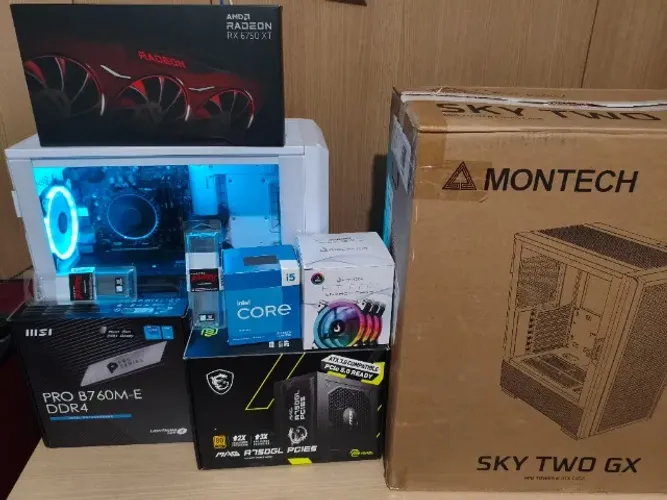 PC GAMER RX6750XT i5 13400F 32GB RAM 3200Mhz Kingston Fury Beast NVMe Kingston KC3000 1TB