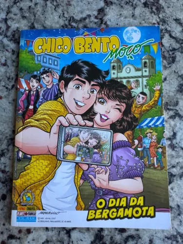 Vendo Gibis Chico Bento Moço