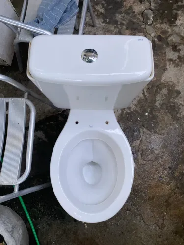 Vaso Sanitário com Caixa acoplada - Logasa