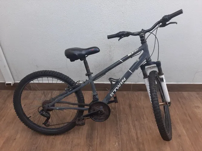 Bicicleta 24 rock rider 350,00