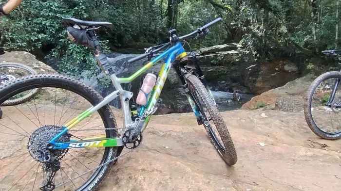 Bicicleta full spark...
