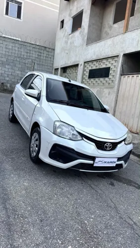 Toyota Etios X 1.3 Flex 16V 5P Mec. 2018